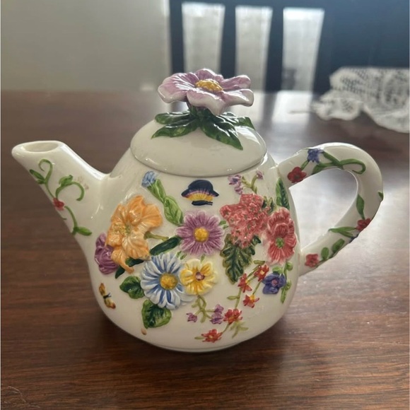 Other - Floral Ceramic Teapot with Multicolor Design
